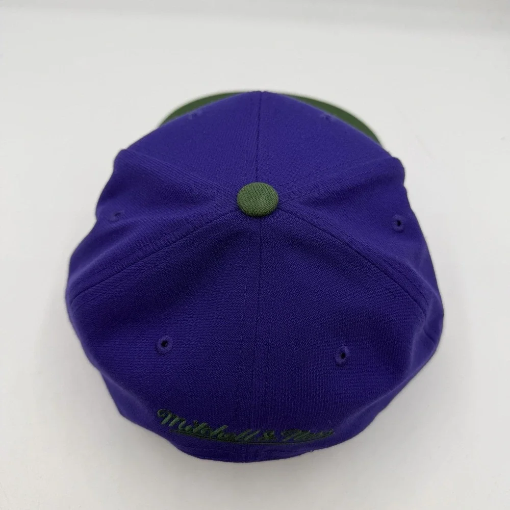 Mitchell & Ness Milwaukee Bucks Hat Cap Snapback‎ Adjustable Purple Original Fit